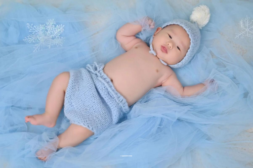 陵水宝宝睡觉爱笑 陵水宝宝睡觉爱笑